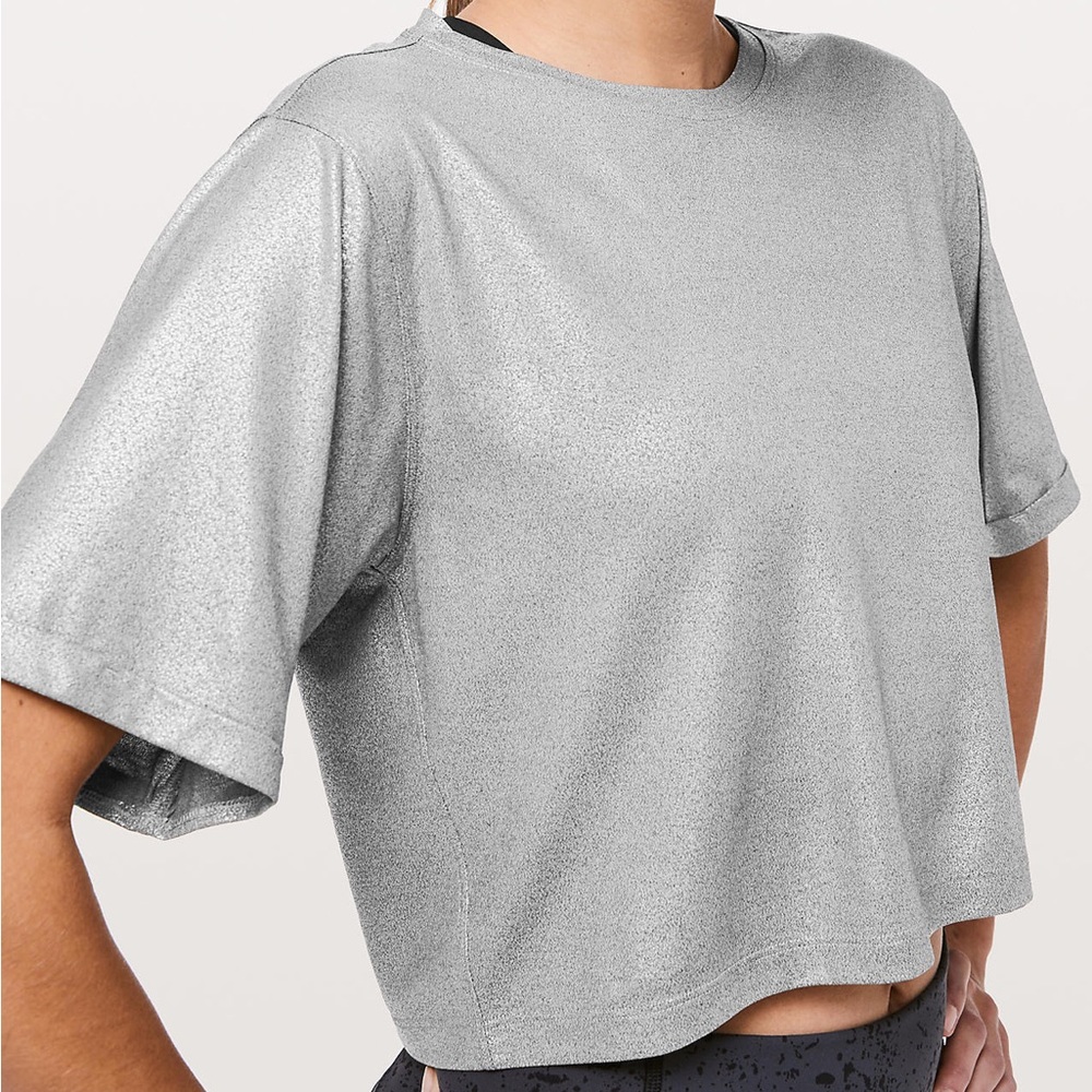 Lululemon x SoulCycle To The Beat Tee size 6